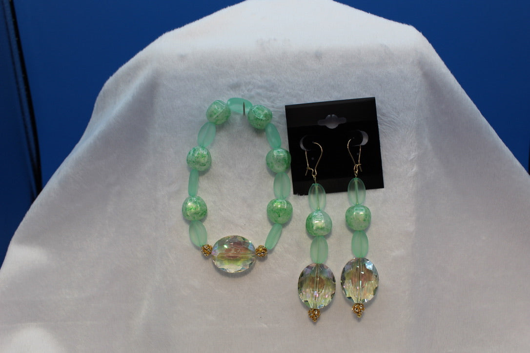 Earrings w/ Matching Bracelet - Green - Touched By Christ