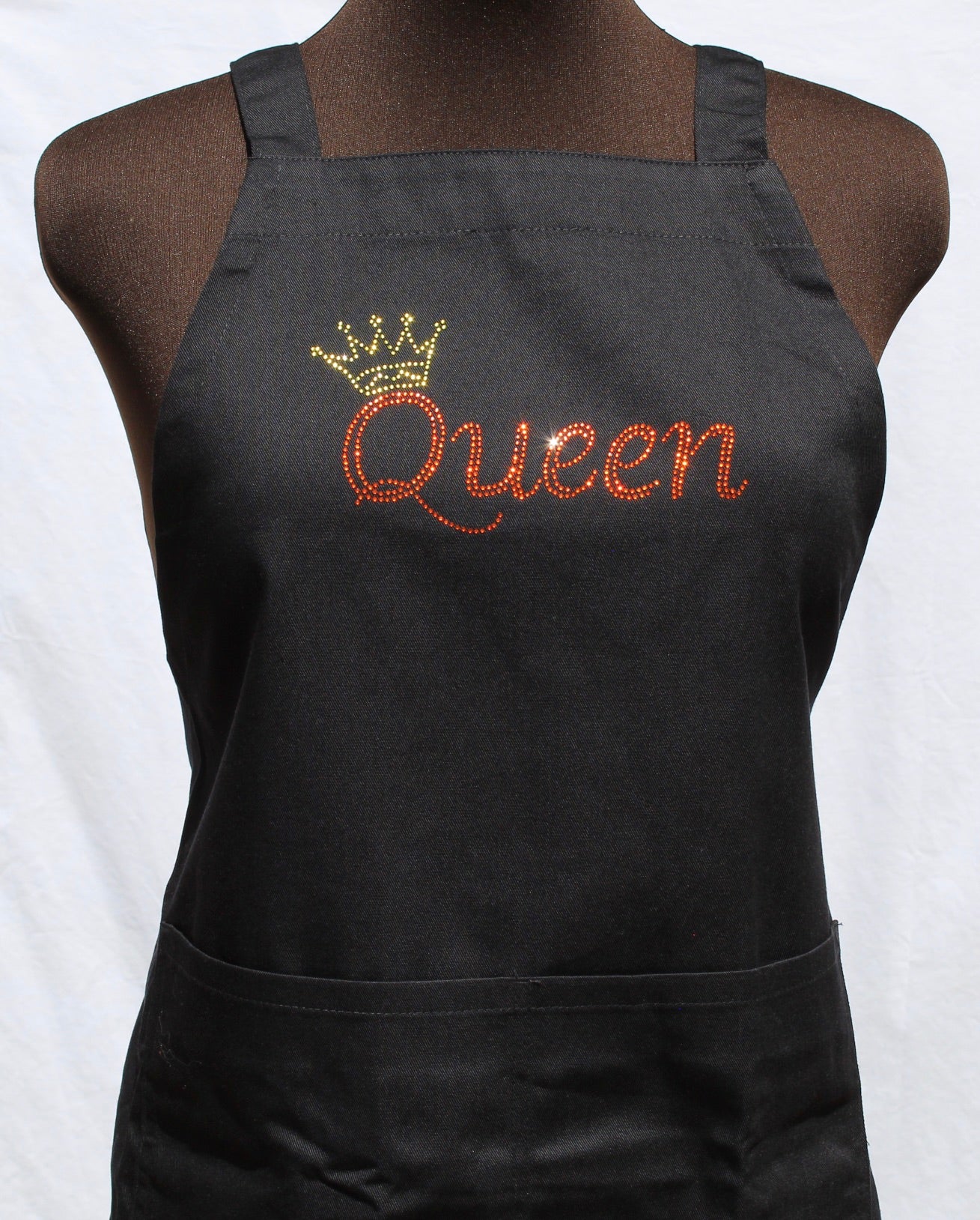 Apron (Queen, Red) - Touched By Christ