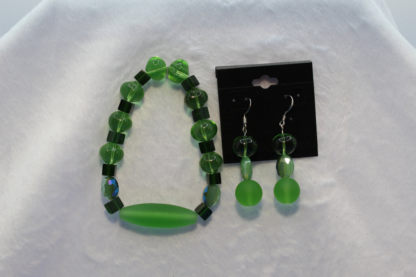 Earrings w/ Matching Bracelet - Green (D3) - Touched By Christ