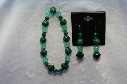 Earrings w/ Matching Bracelet - Green