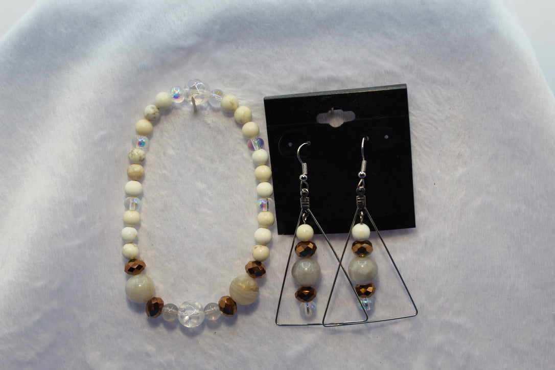 Earrings w/ Matching Bracelet - Brown