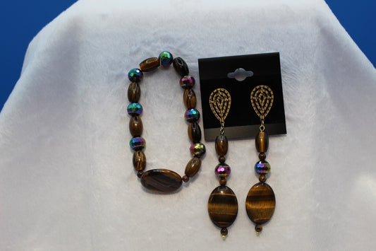 Earrings w/ Matching Bracelet - Brown