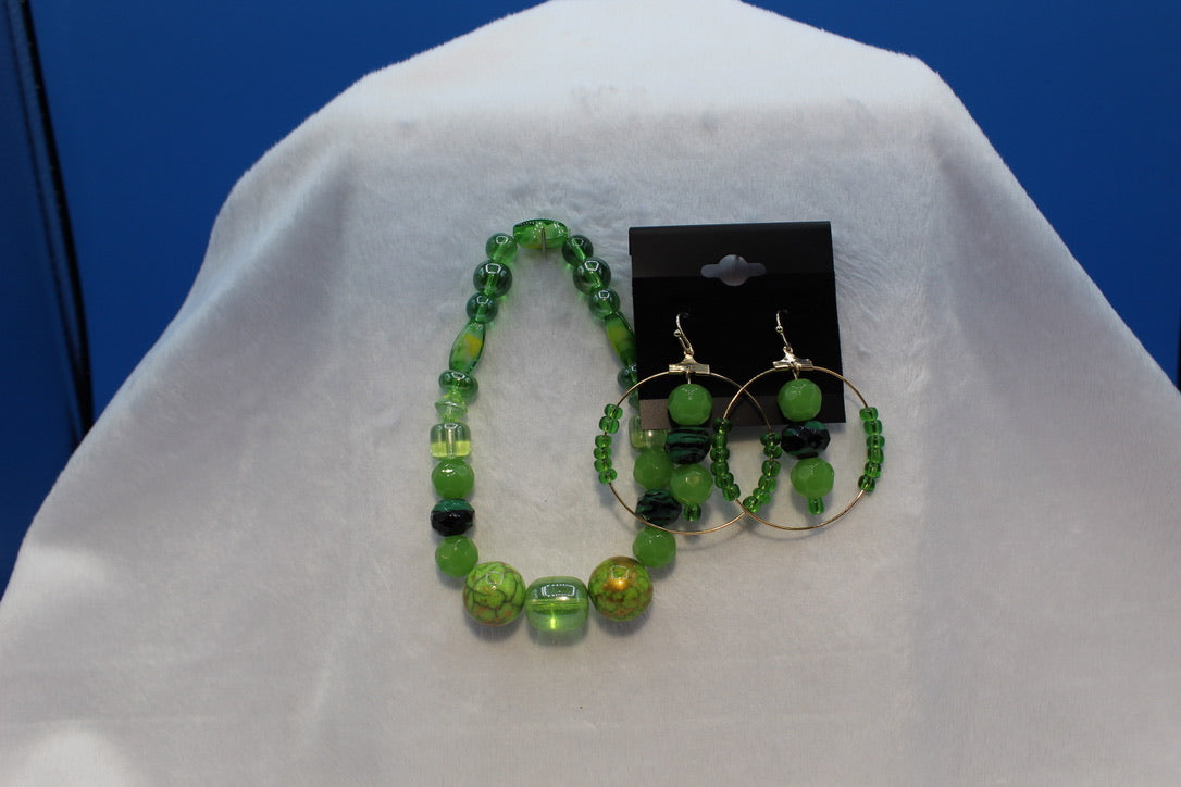 Earrings w/ Matching Bracelet - Green - Touched By Christ