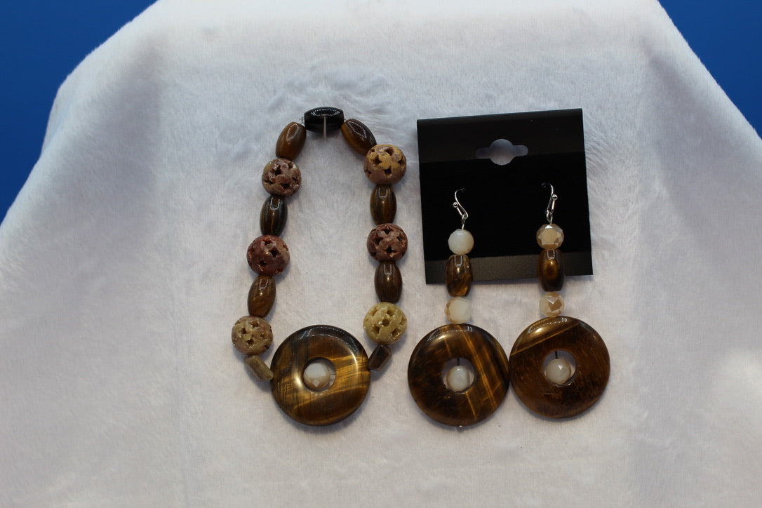 Earrings w/ Matching Bracelet - Brown