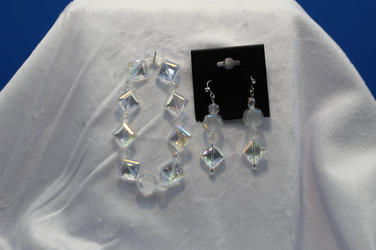 Earrings w/ Matching Bracelet - Clear