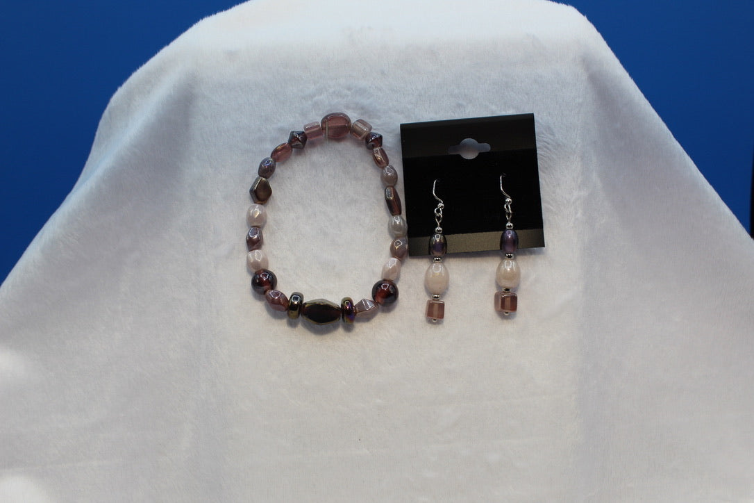 Earrings w/ Matching Bracelet - Purple