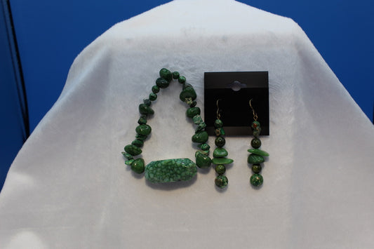 Earrings w/ Matching Bracelet - Green