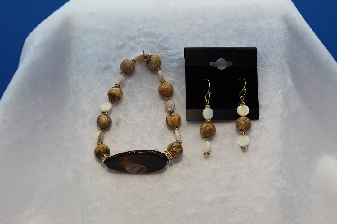 Earrings w/ Matching Bracelet - Brown