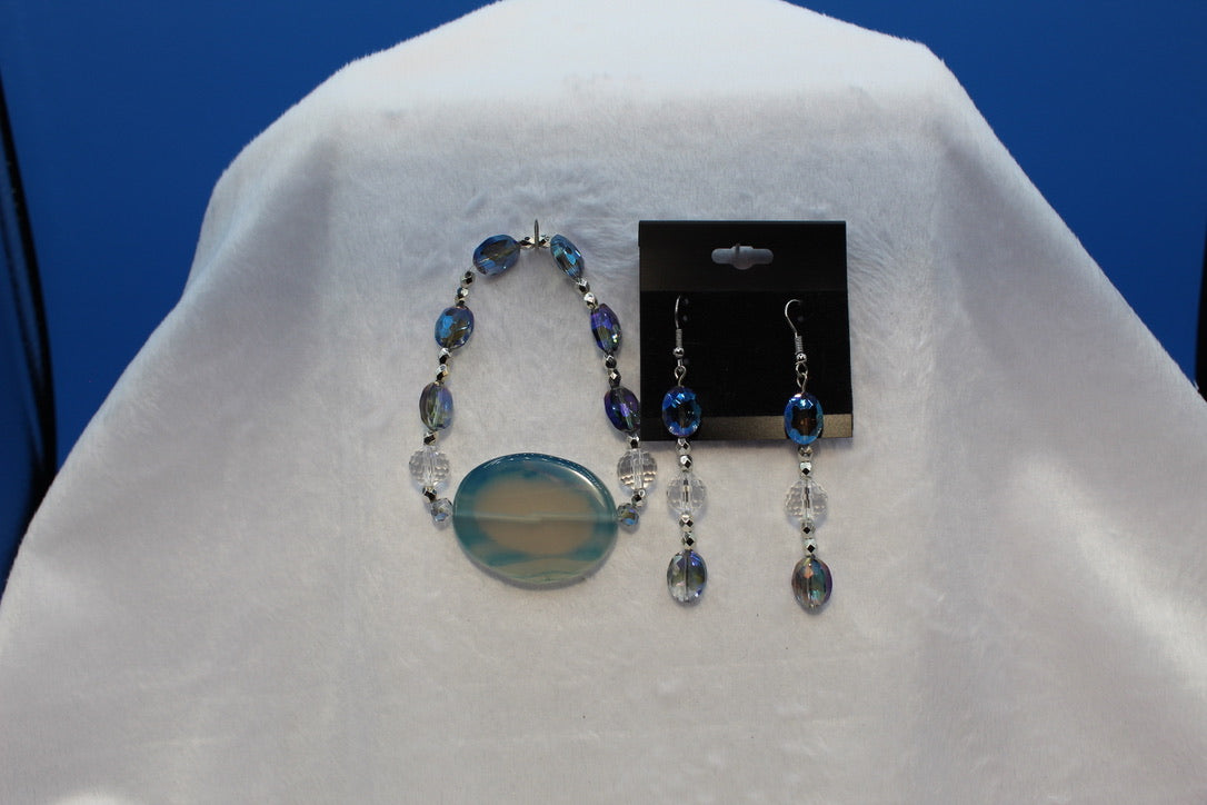 Earrings w/ Matching Bracelet - Blue