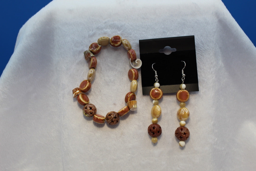 Earrings w/ Matching Bracelet - Brown