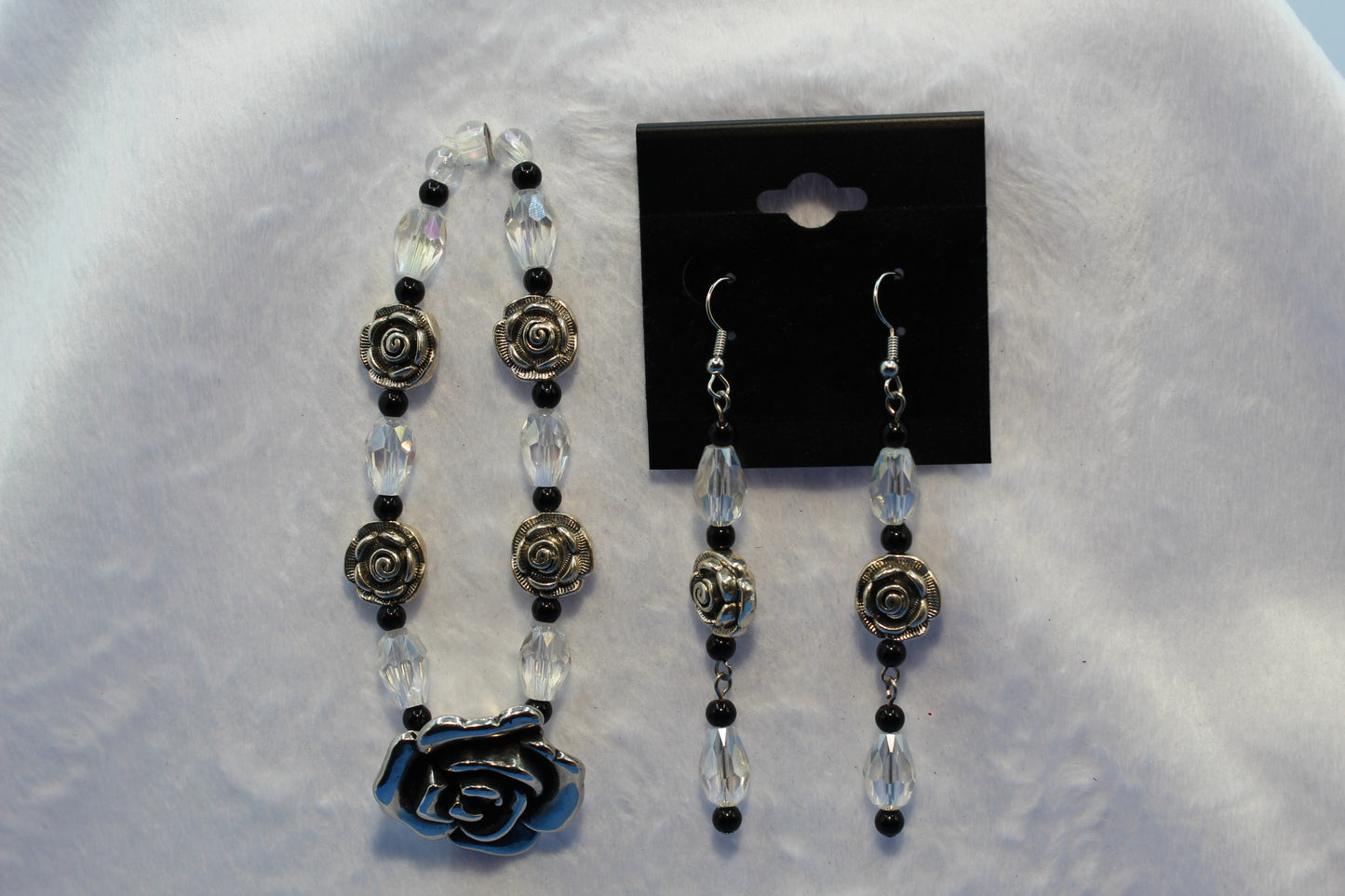 Earrings w/ Matching Bracelet - Gray