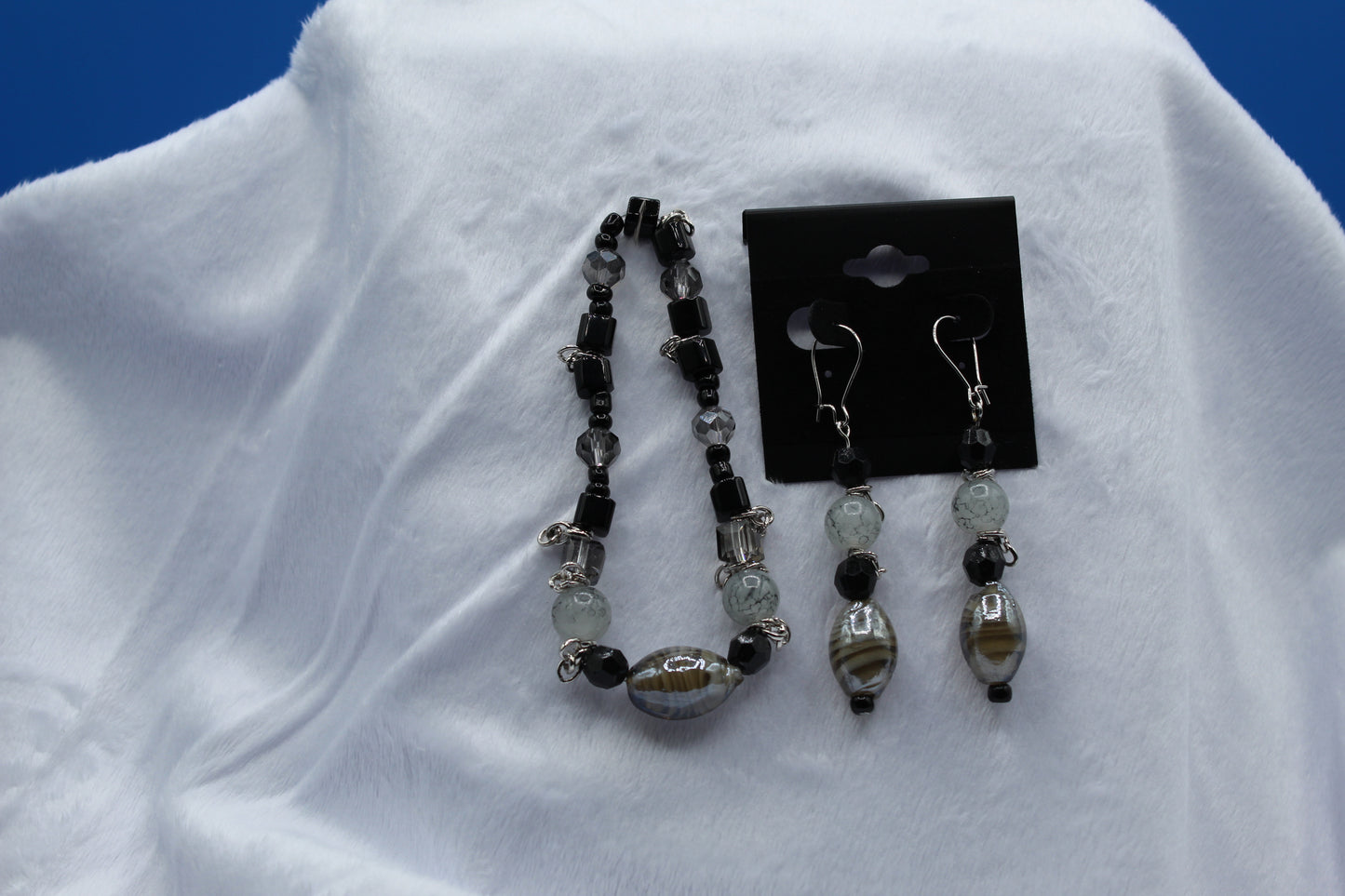 Earrings w/ Matching Bracelet - Gray