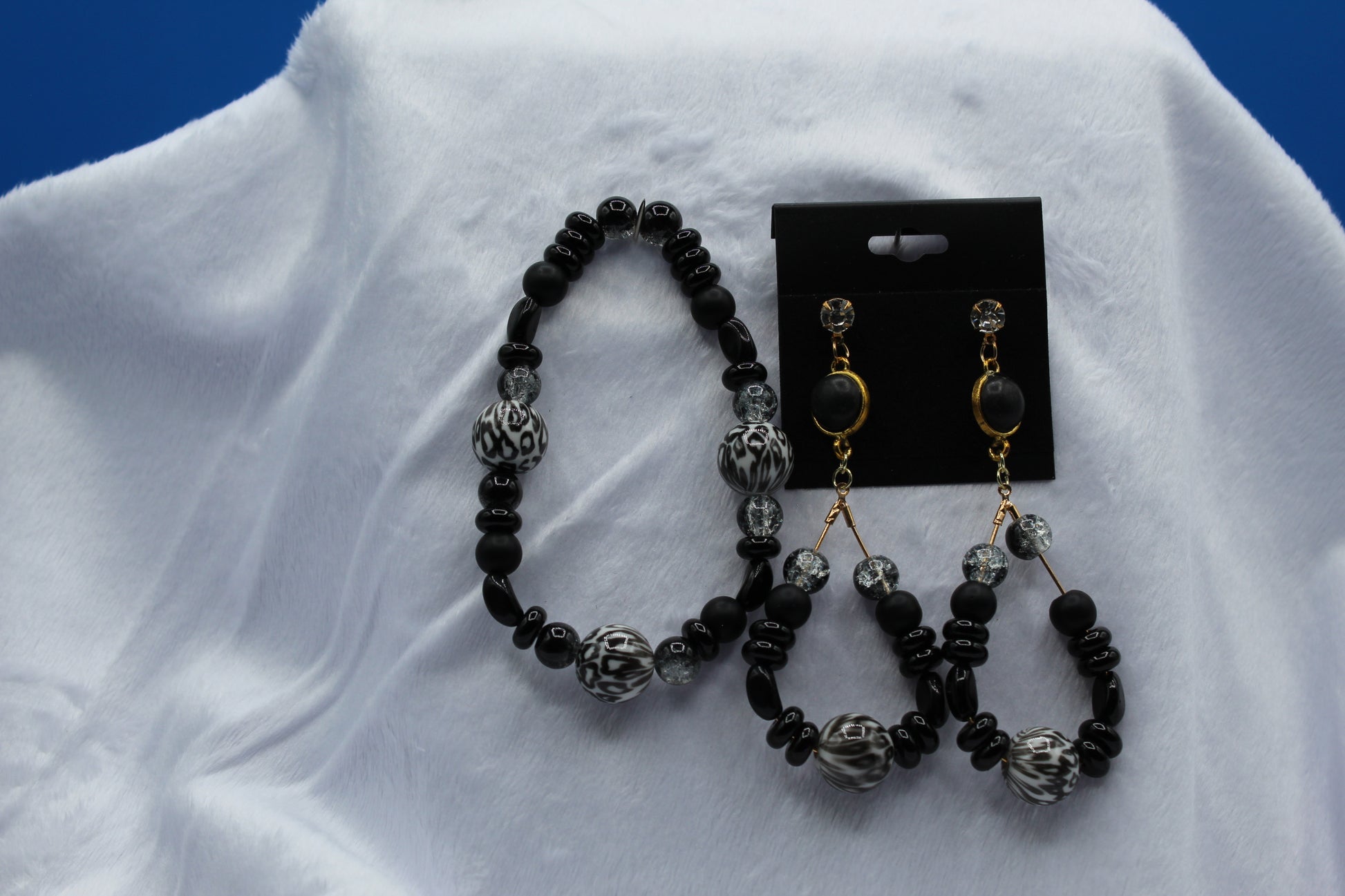 Earrings w/ Matching Bracelet - Black - Touched By Christ