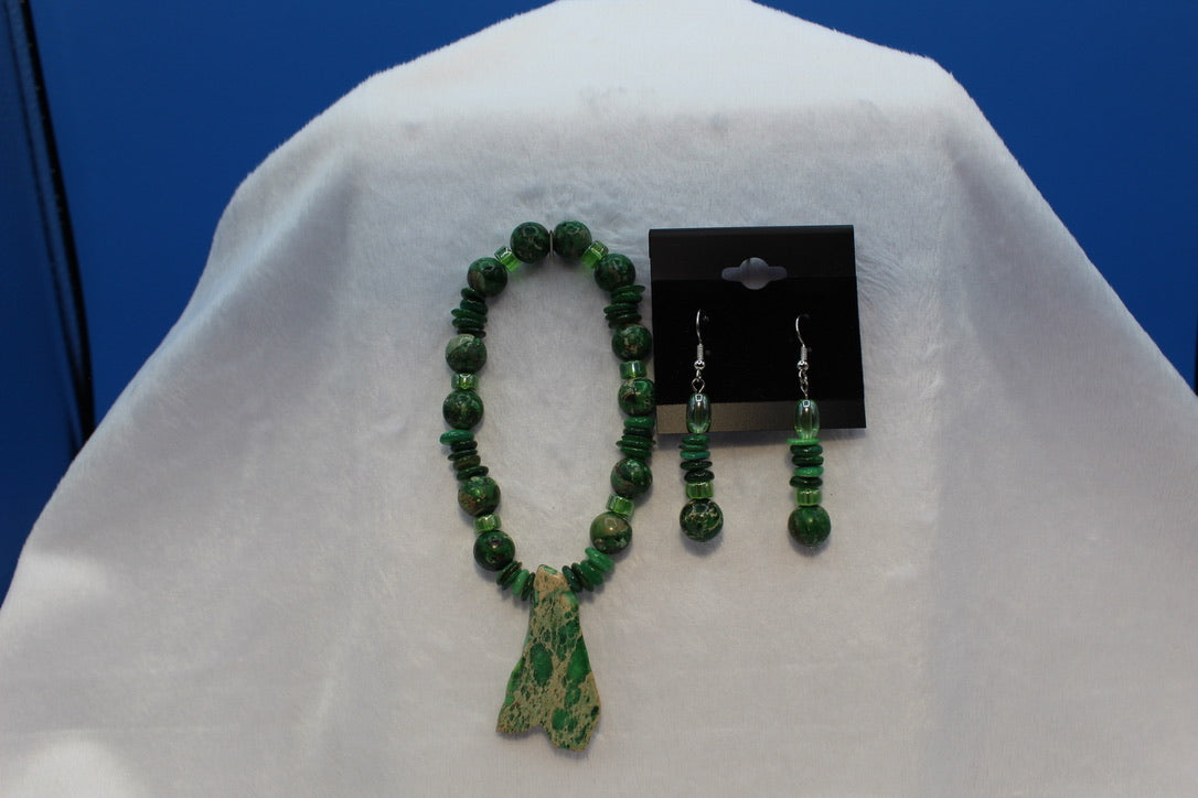 Earrings w/ Matching Bracelet - Green