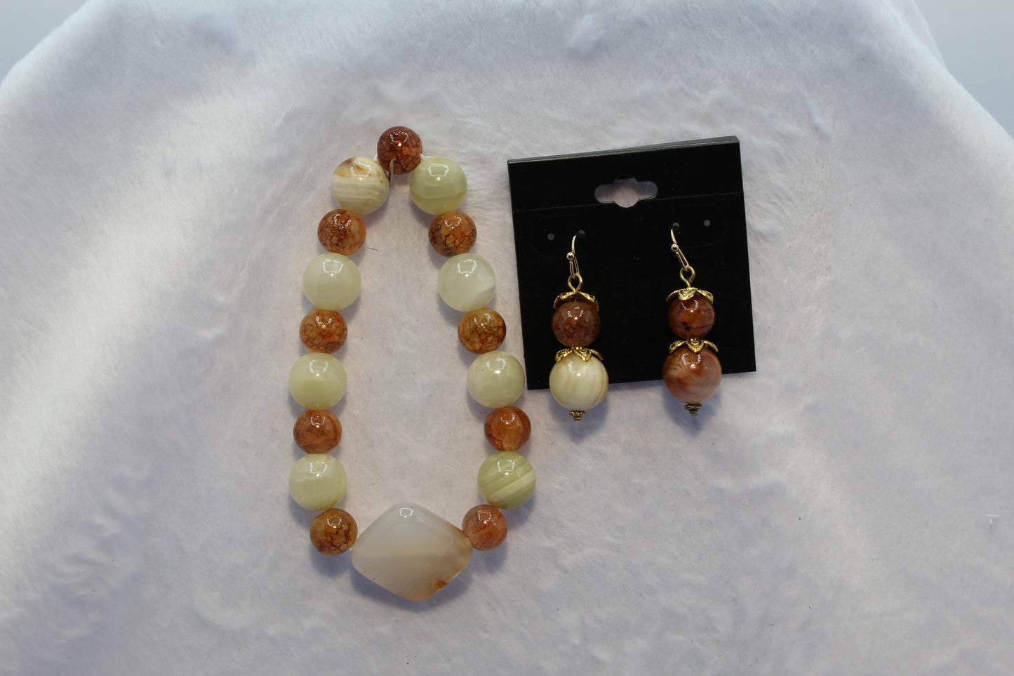 Earrings w/ Matching Bracelet - Brown (D2)