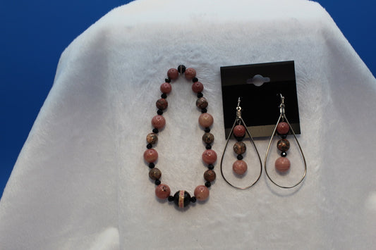 Earrings w/ Matching Bracelet - Pink