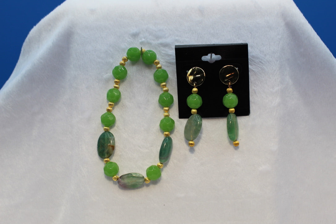 Earrings w/ Matching Bracelet - Green