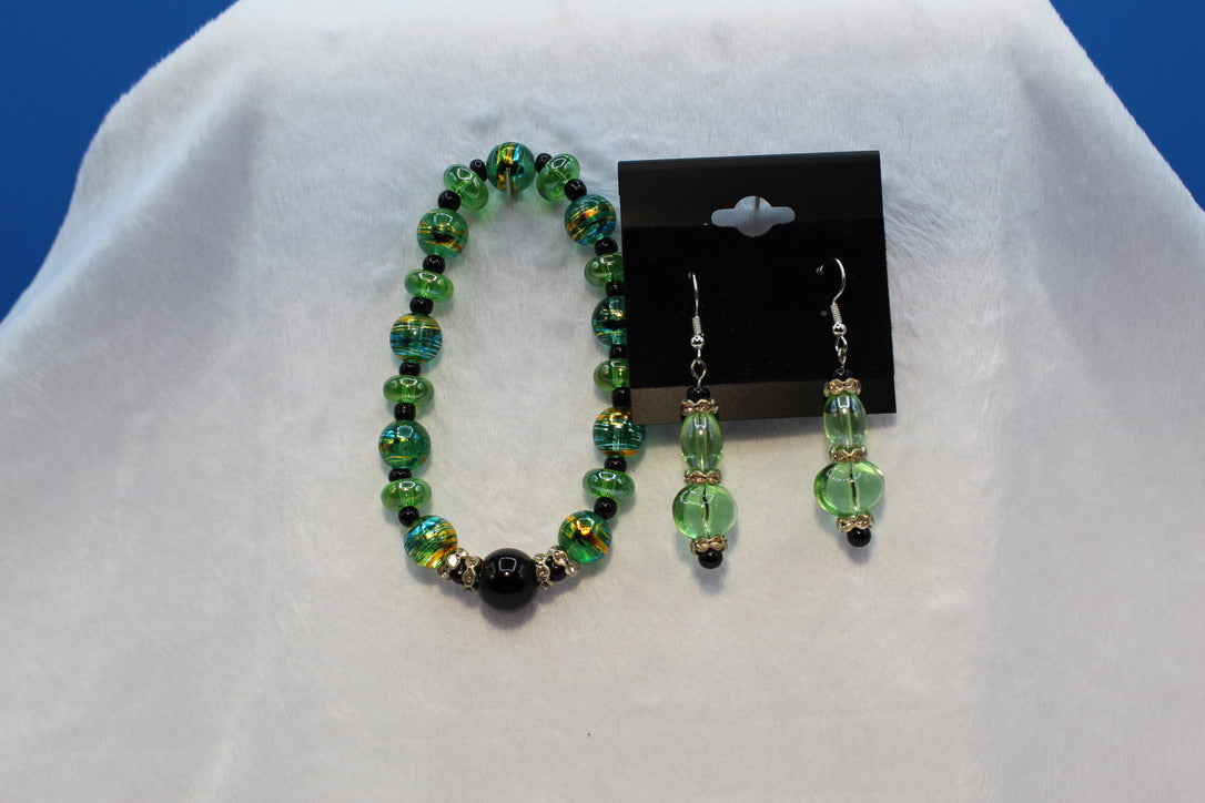 Earrings w/ Matching Bracelet - Green