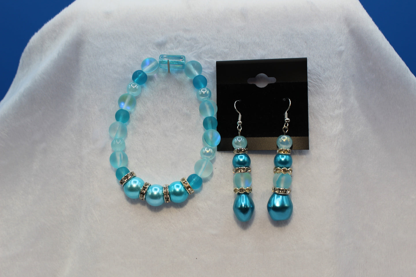 Earrings w/ Matching Bracelet - Aqua