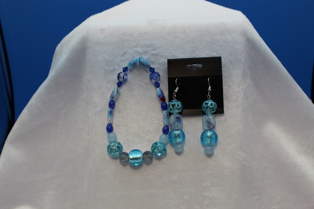 Earrings w/ Matching Bracelet - Aqua