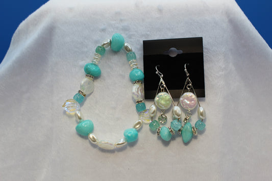 Earrings w/ Matching Bracelet - Aqua