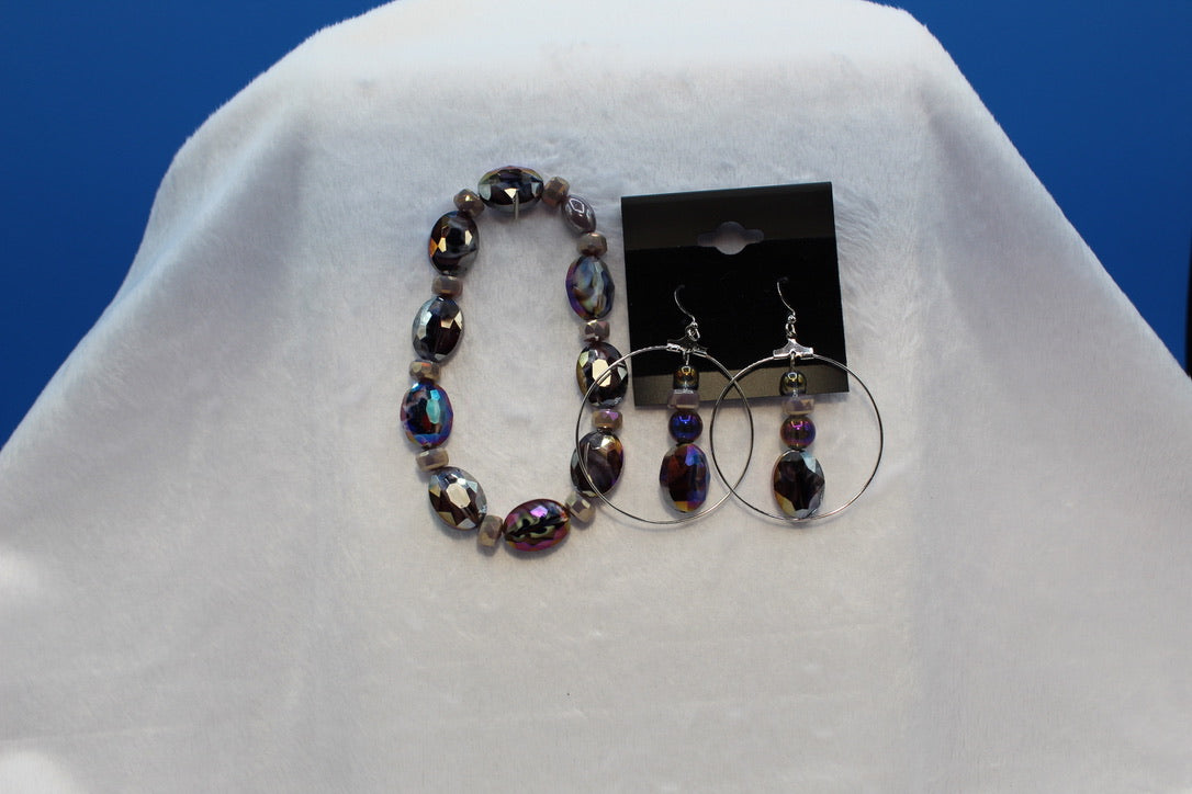 Earrings w/ Matching Bracelet - Purple