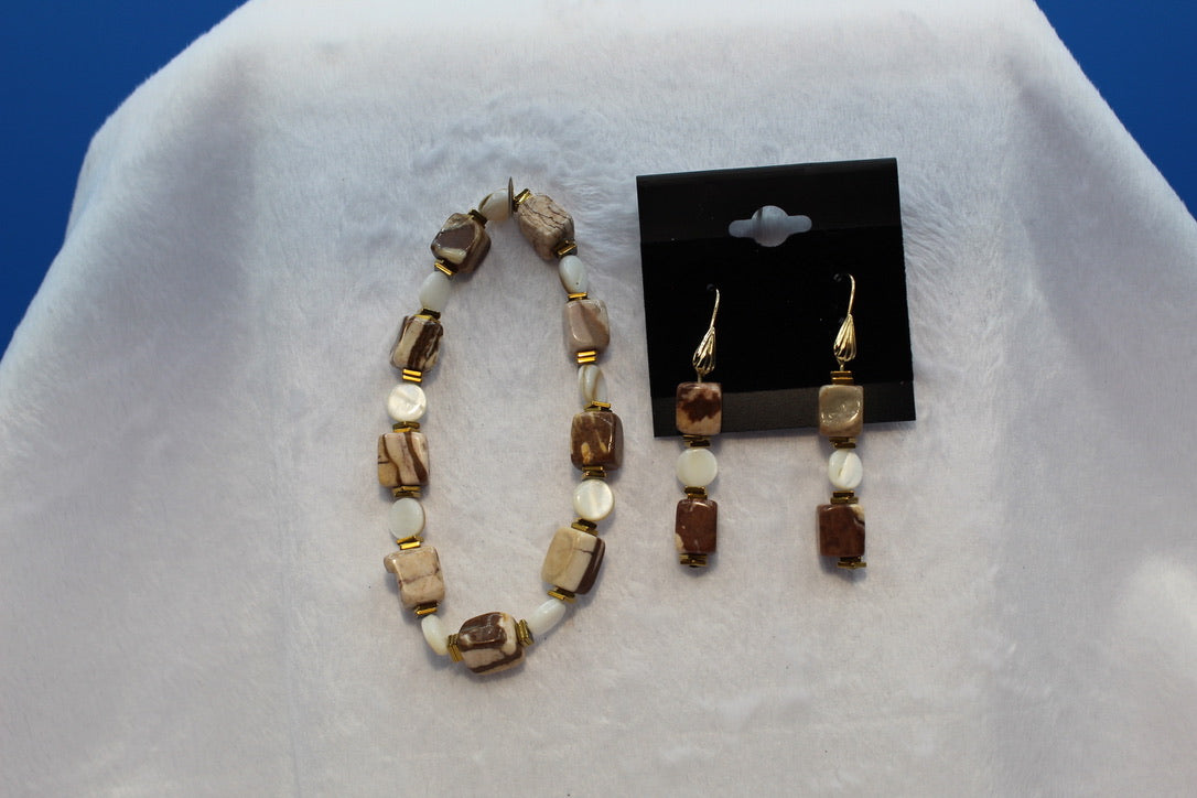 Earrings w/ Matching Bracelet - Brown