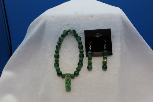 Earrings w/ Matching Bracelet - Green