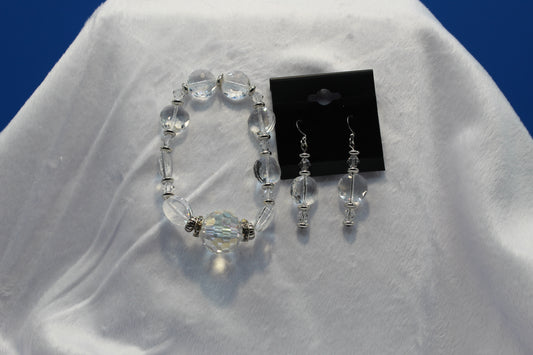 Earrings w/ Matching Bracelet - Clear