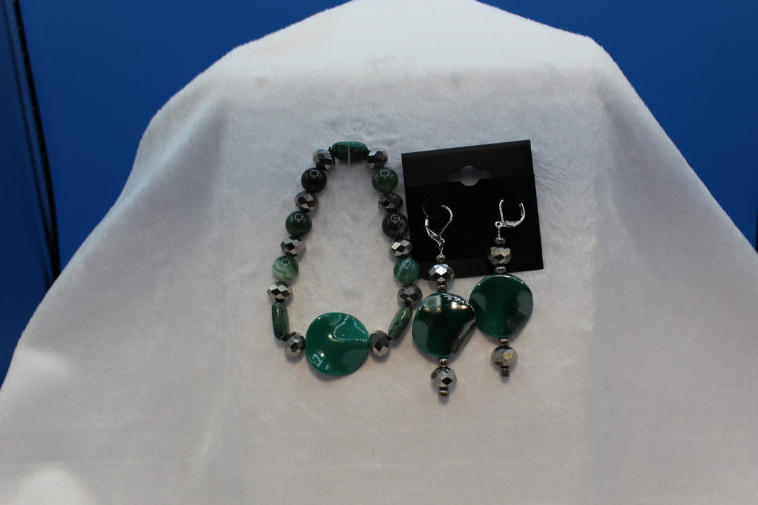 Earrings w/ Matching Bracelet - Green - Touched By Christ