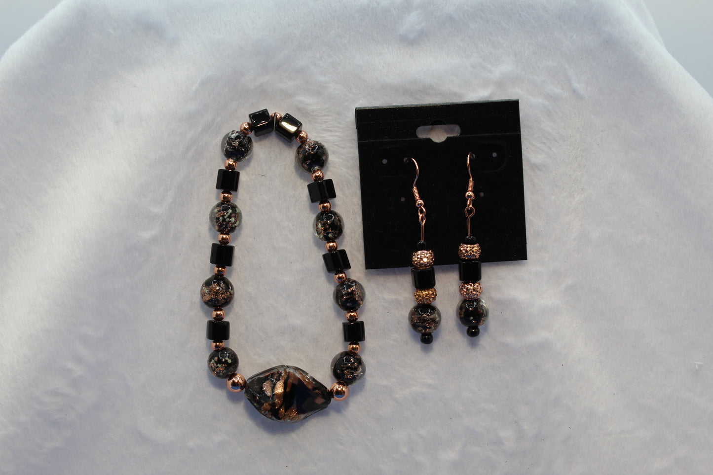 Earrings w/ Matching Bracelet - Black (D2)