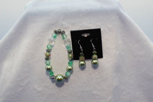 Earrings w/ Matching Bracelet - Green