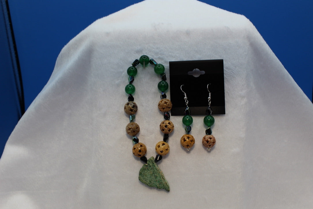 Earrings w/ Matching Bracelet - Green