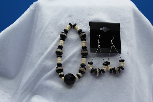 Earrings w/ Matching Bracelet - Black