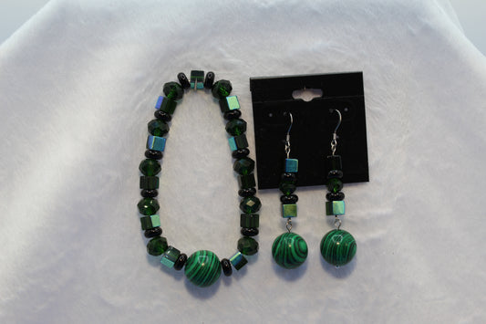 Earrings w/ Matching Bracelet - Green (D1)