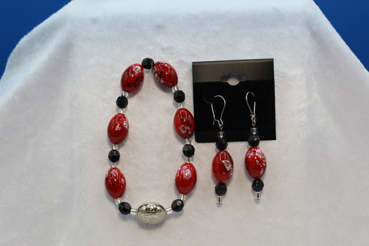 Earrings w/ Matching Bracelet - Red