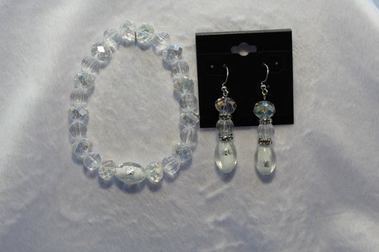 Earrings w/ Matching Bracelet - Clear