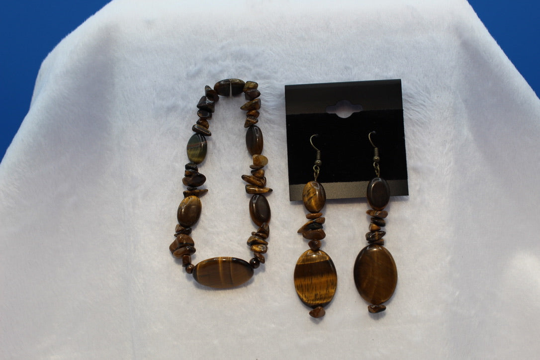 Earrings w/ Matching Bracelet - Brown