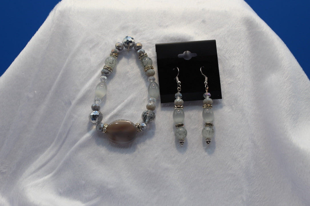 Earrings w/ Matching Bracelet - Brown - Touched By Christ